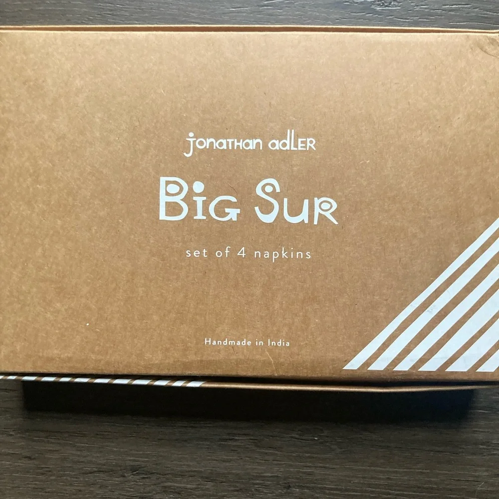 NWT Sur La Table Big Sur Jonathan Adler set of 4 dinner napkins